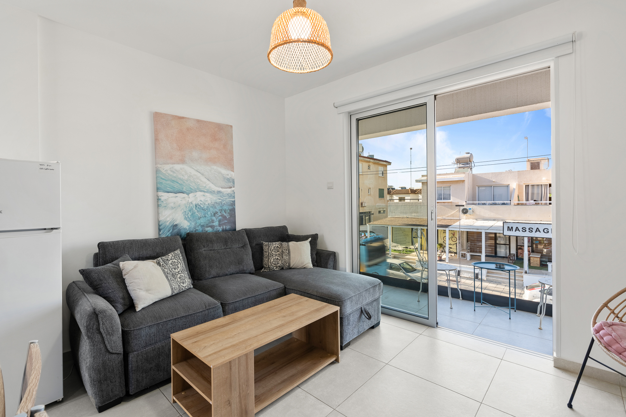 Wake Up By The Sea – 1 Bedroom Beachfront Flat 2